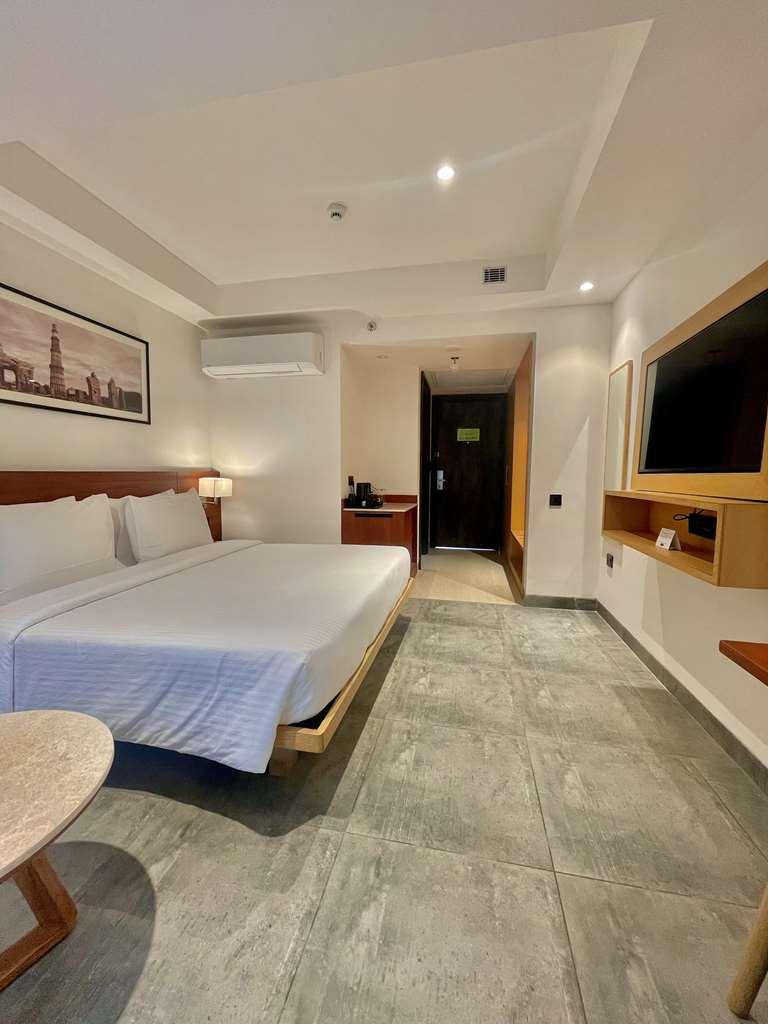 Best Western Maharani Bagh Нью-Дели Номер фото